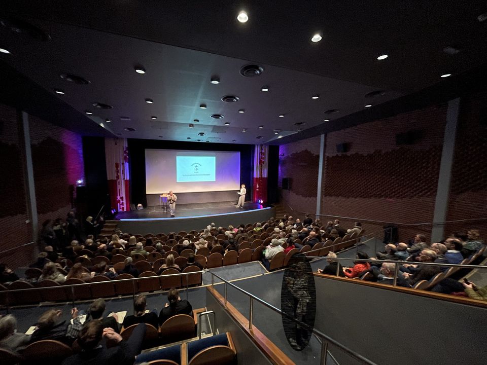 Gula Hunden Webbyrå deltog i lokalt företagarevent på Gustavsbergs Teater i mars 2023.